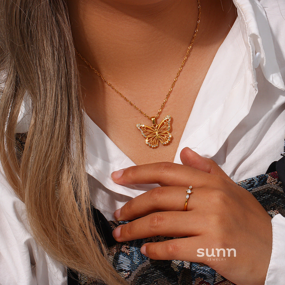 Amelya Zircon Butterfly Necklace [YBYK03PU]