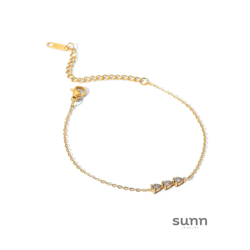 Ameria Gold Plated Waterdrop Necklace