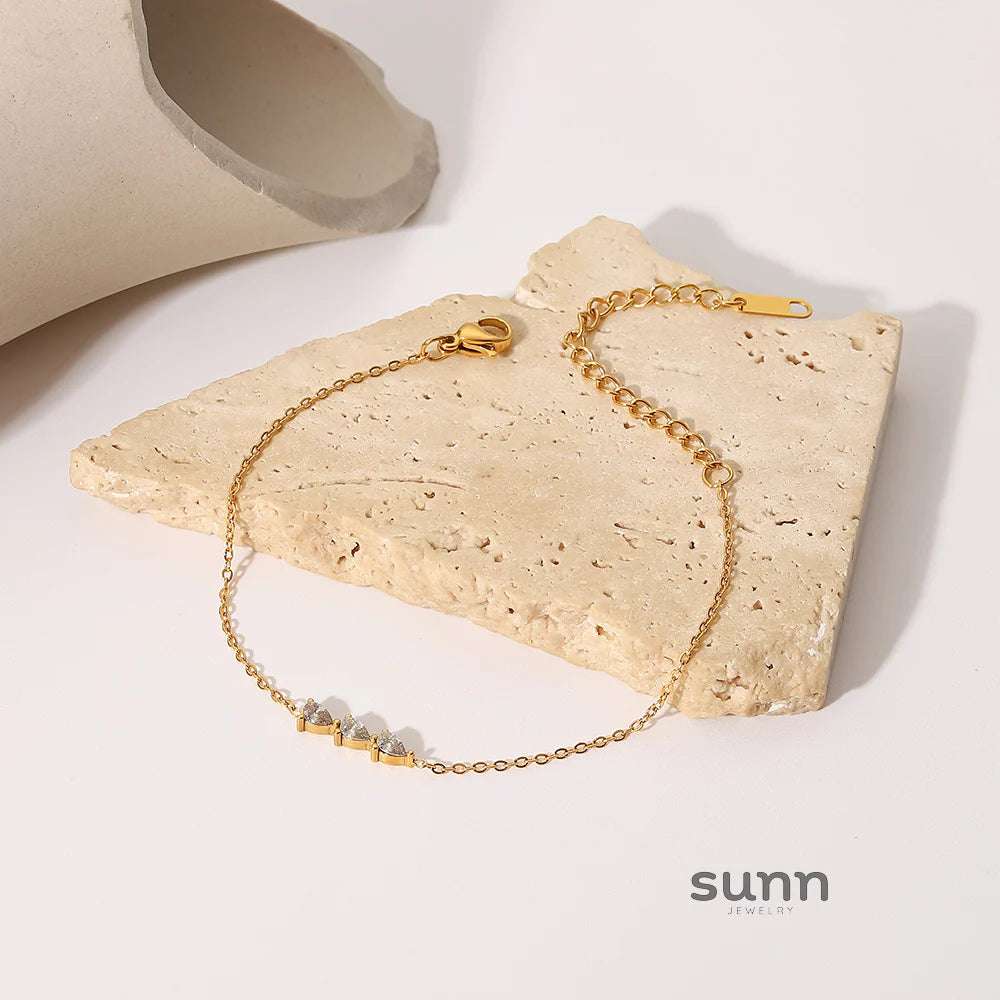 Ameria Gold Plated Waterdrop Necklace