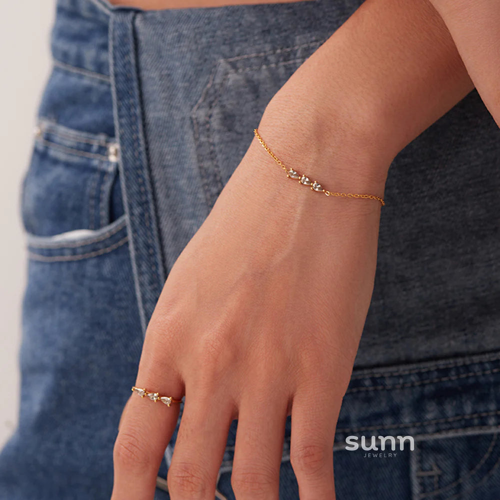 Ameria Gold Plated Waterdrop Necklace