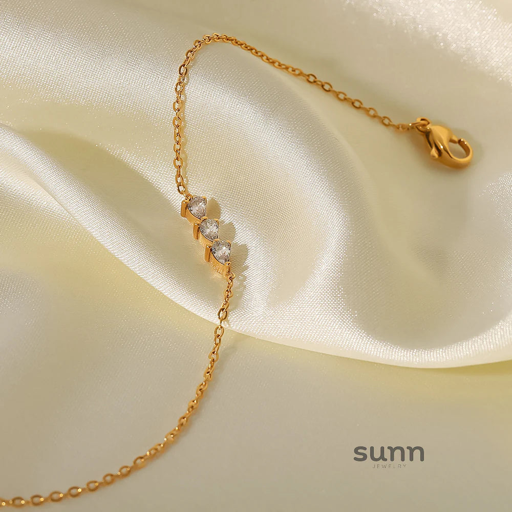 Ameria Gold Plated Waterdrop Necklace
