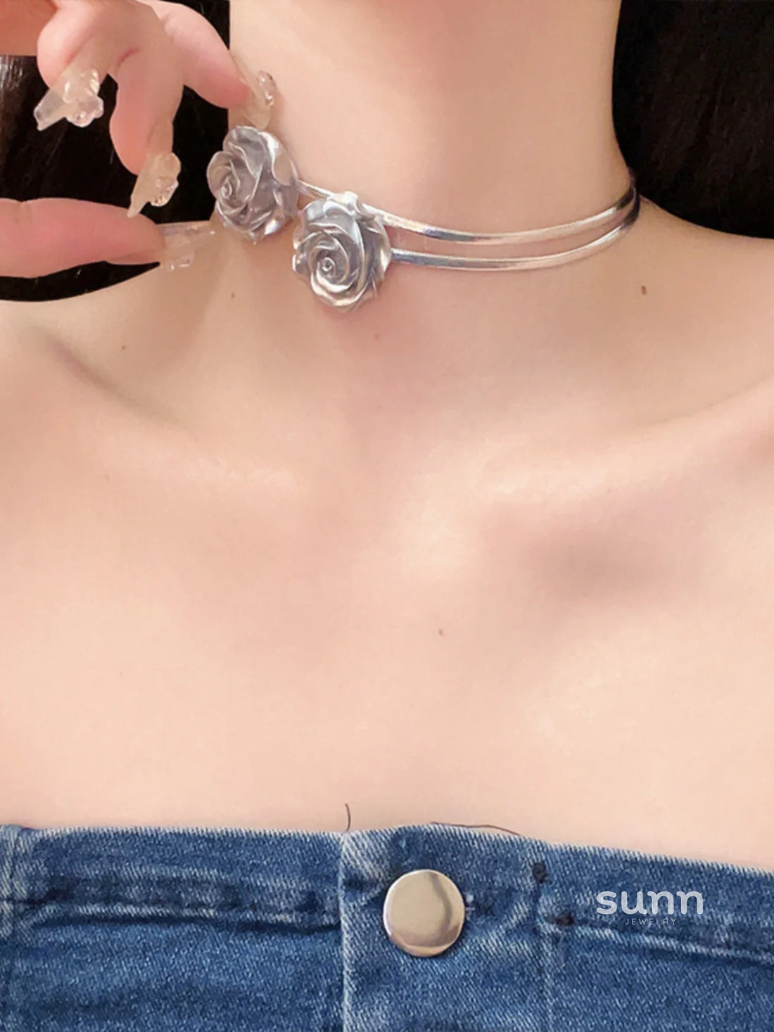 Amia Double Layer Rose Choker