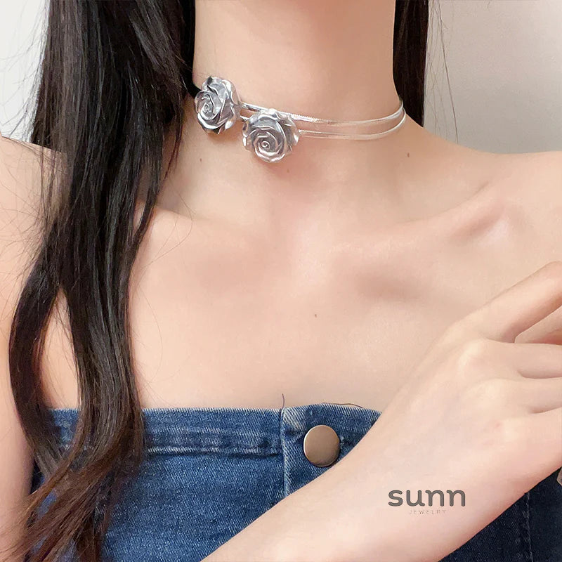 Amia Double Layer Rose Choker