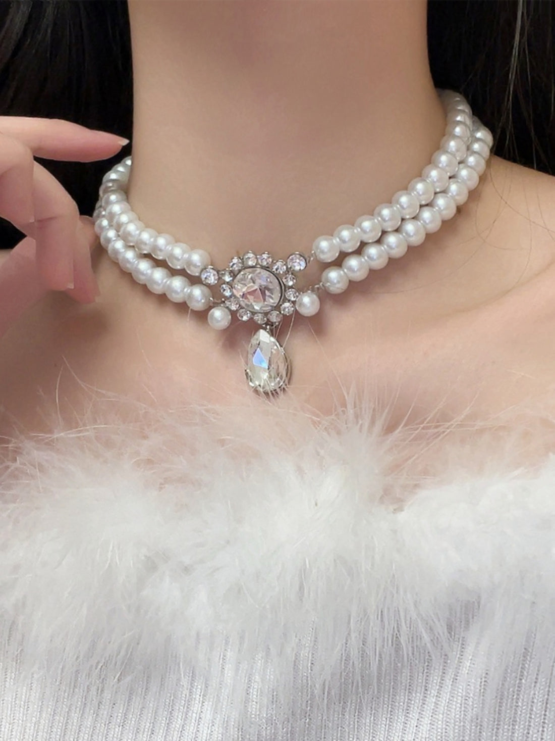 Amiah Double Layer Pearl Choker [WZ0IKMMU]