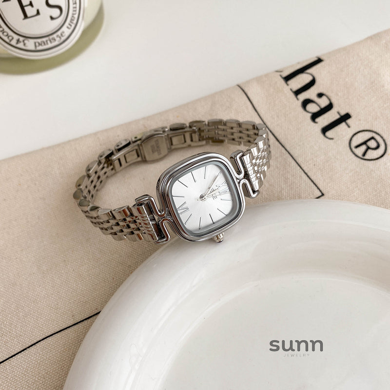 Amilya Elegant Square Timepiece [ALIHF1HI]