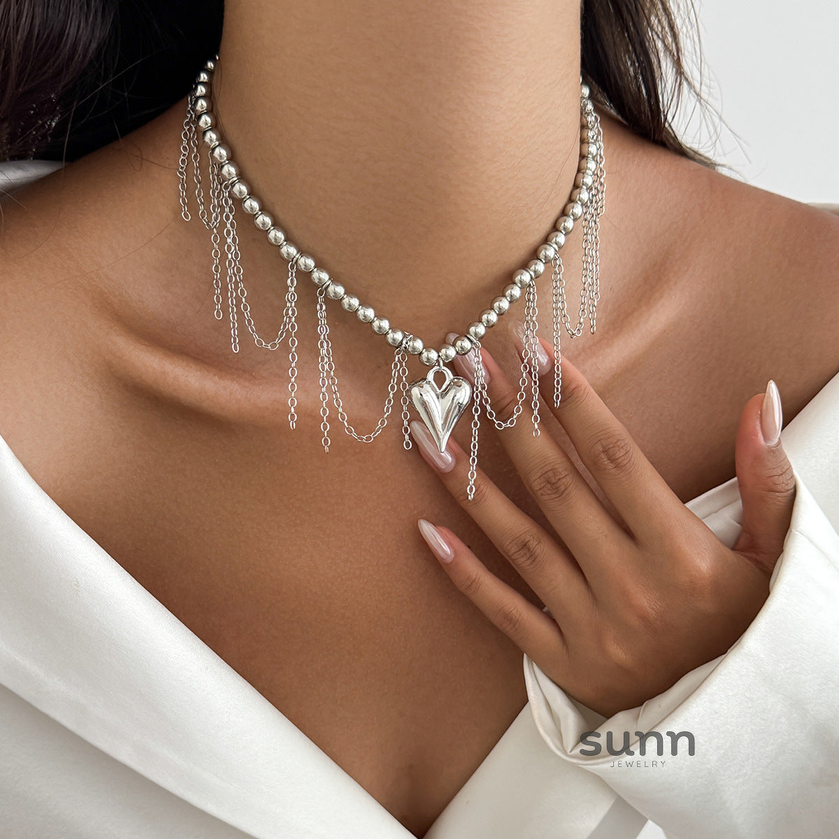 Amilya Layered Charm Necklace [LIHQAFVV]