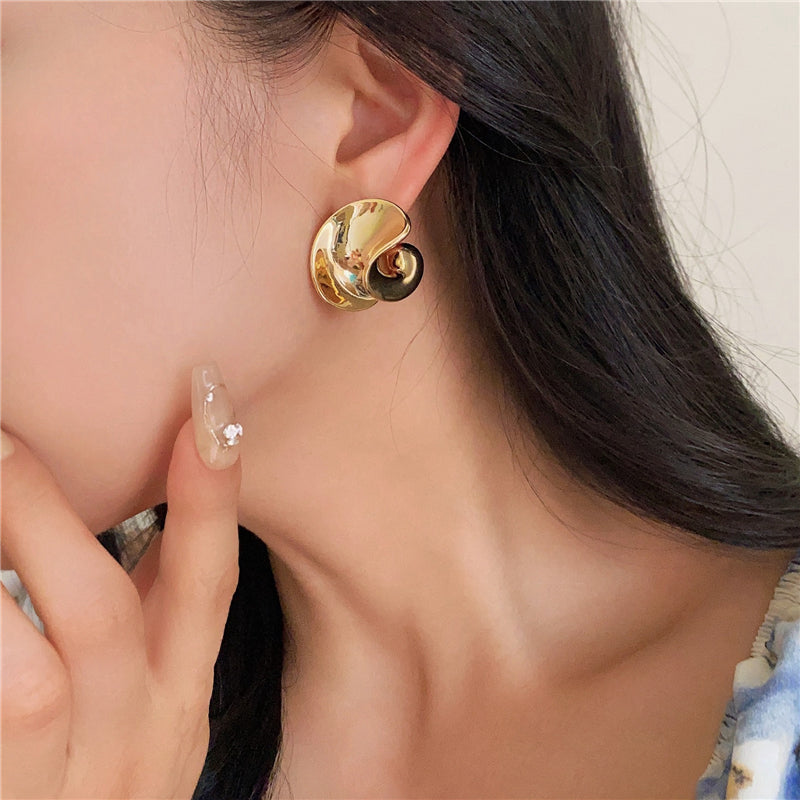 Amilya Sculptural Metal Hoops [LQ72TXO8]