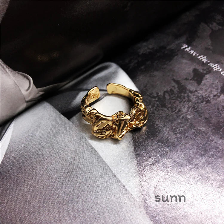 Amiracle Sculpted Open Ring