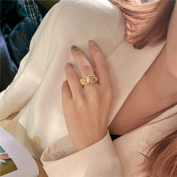 Amiracle Sculpted Open Ring