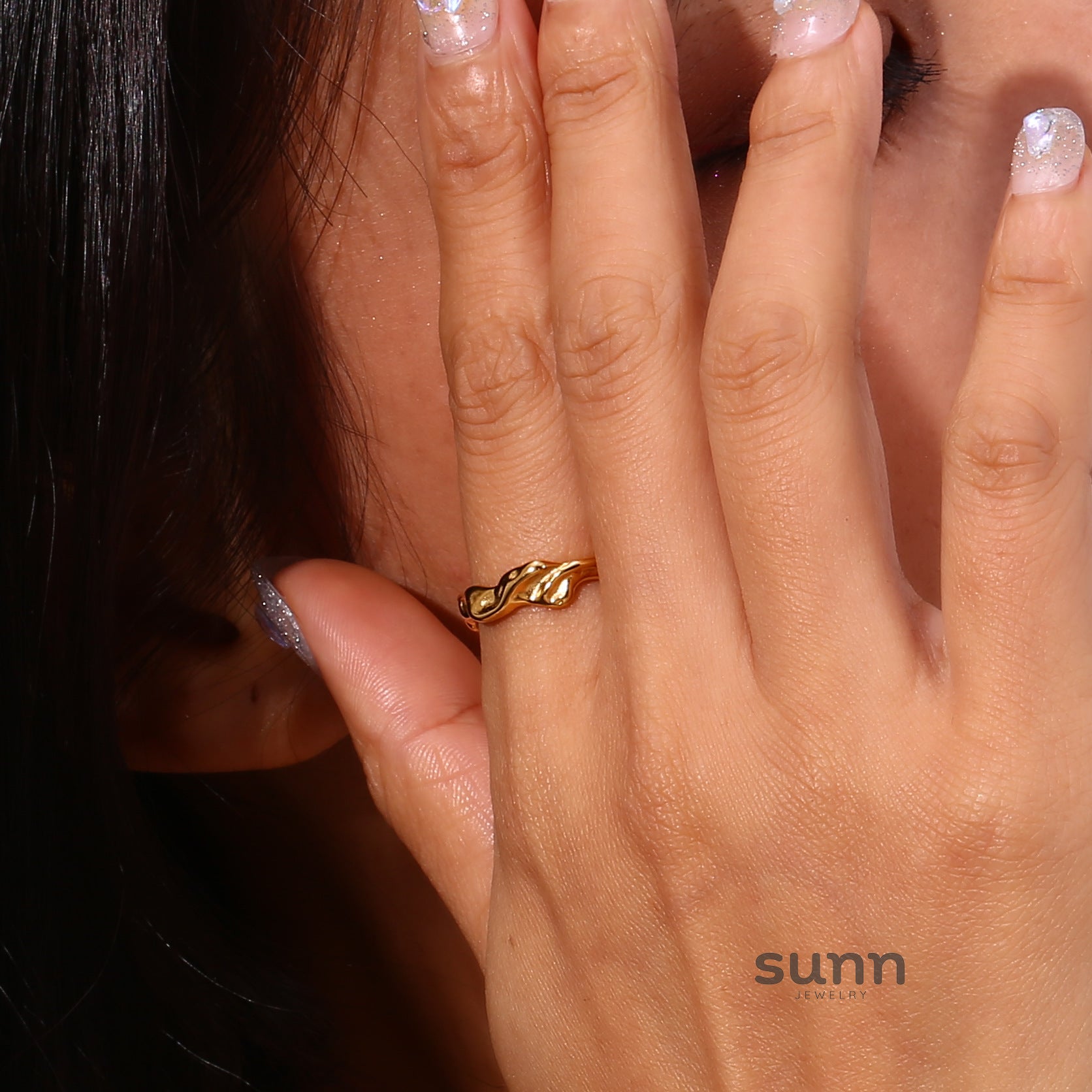 Amiyah Sculptural Gold Ring [WCGLCNNJ]