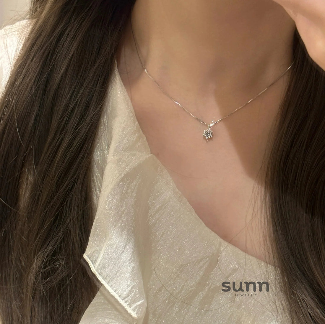 Amora Starburst Zirconia Necklace