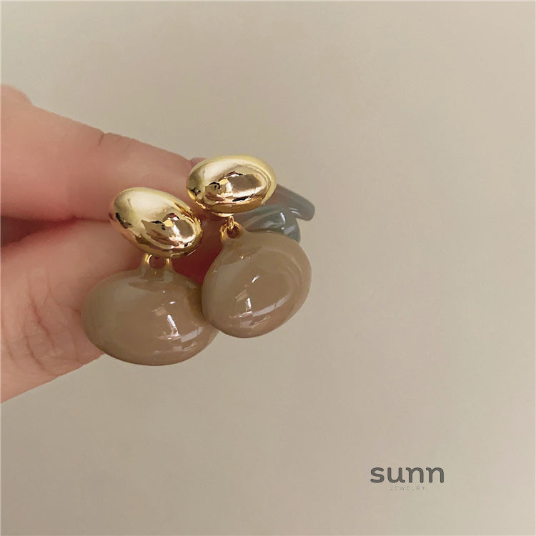 Amori Coffee Oval Glaze Earrings [YYDC3UUU]