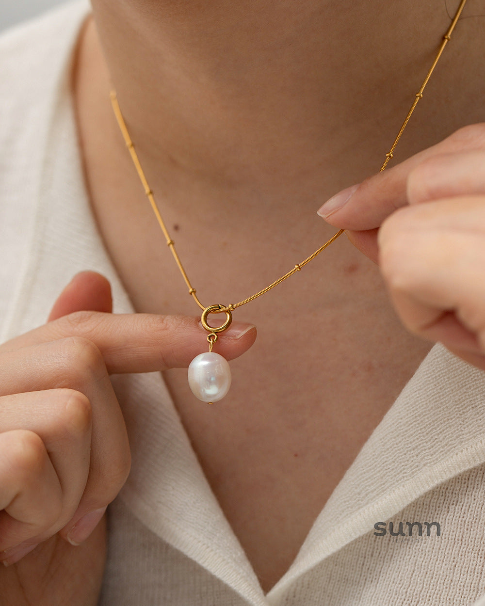 Amoura Layered Pearl Necklace [LCSSWNWI]