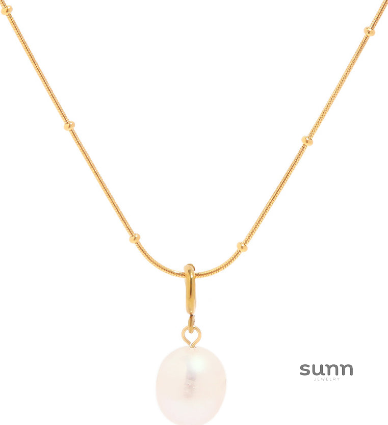 Amoura Layered Pearl Necklace [GYVI1GNP]