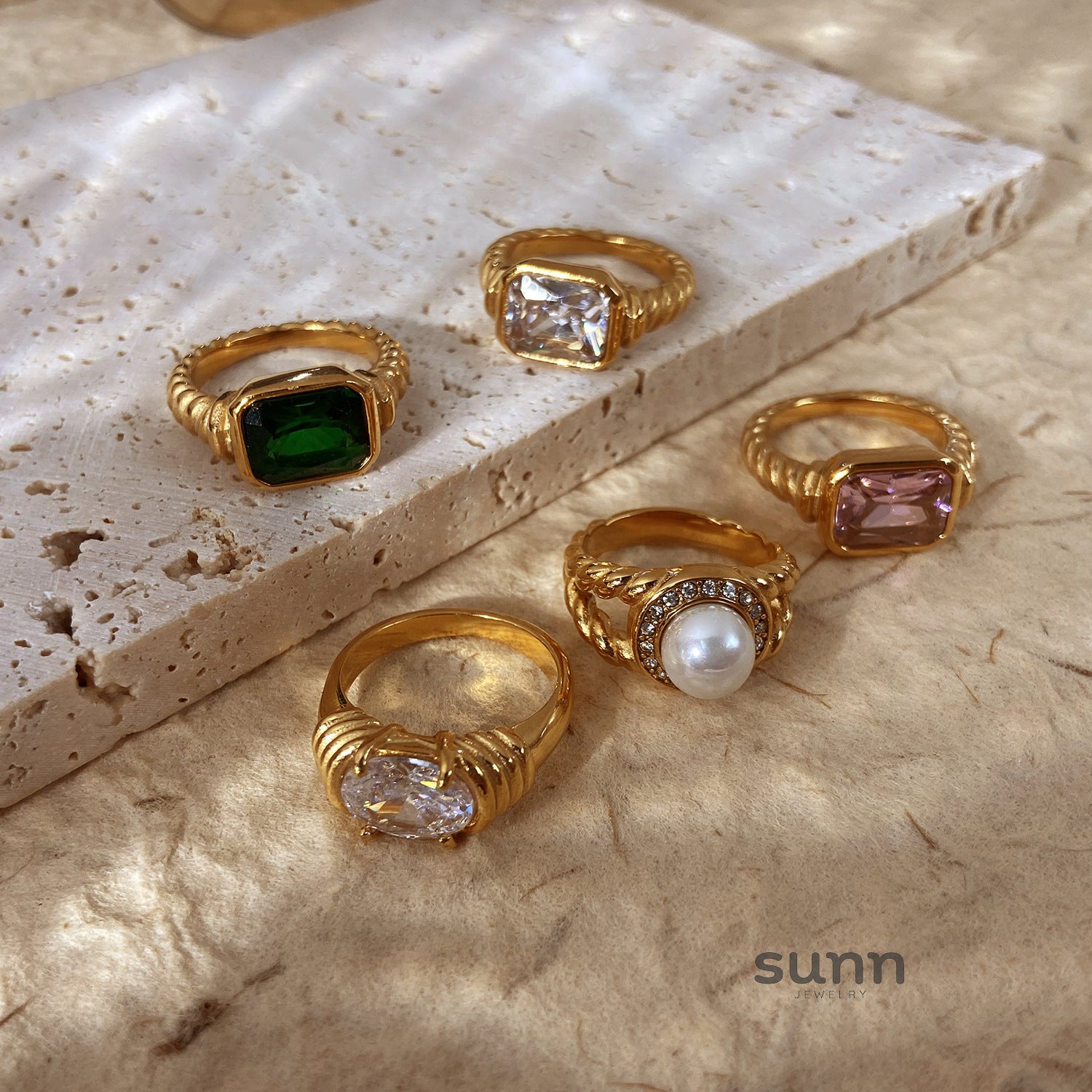 Amy Zircon Stackable Ring [HPZS2P1W]