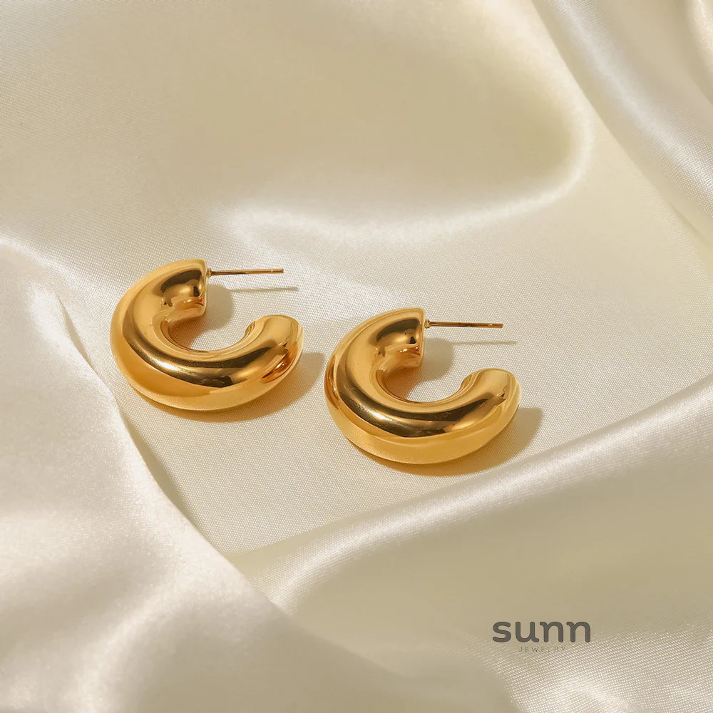 Anabel Geometric Hoop Earrings