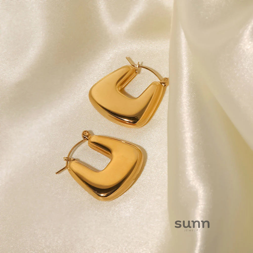 Anabel Geometric Hoop Earrings