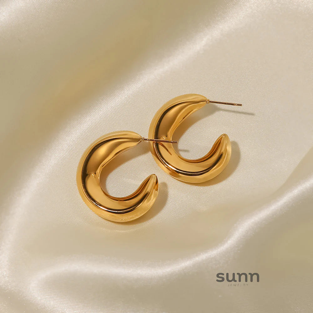 Anabel Geometric Hoop Earrings