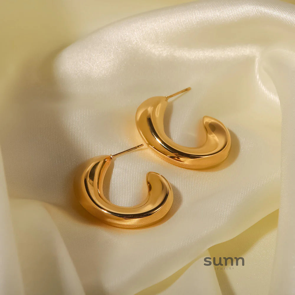Anabel Geometric Hoop Earrings