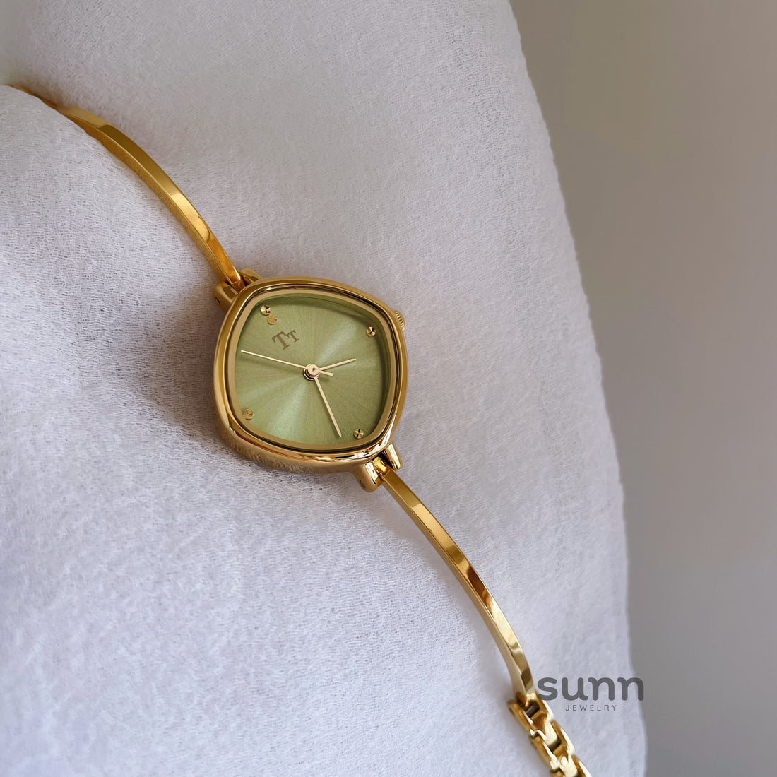 Anabel Petite Bracelet Watch [J8LLXY2F]
