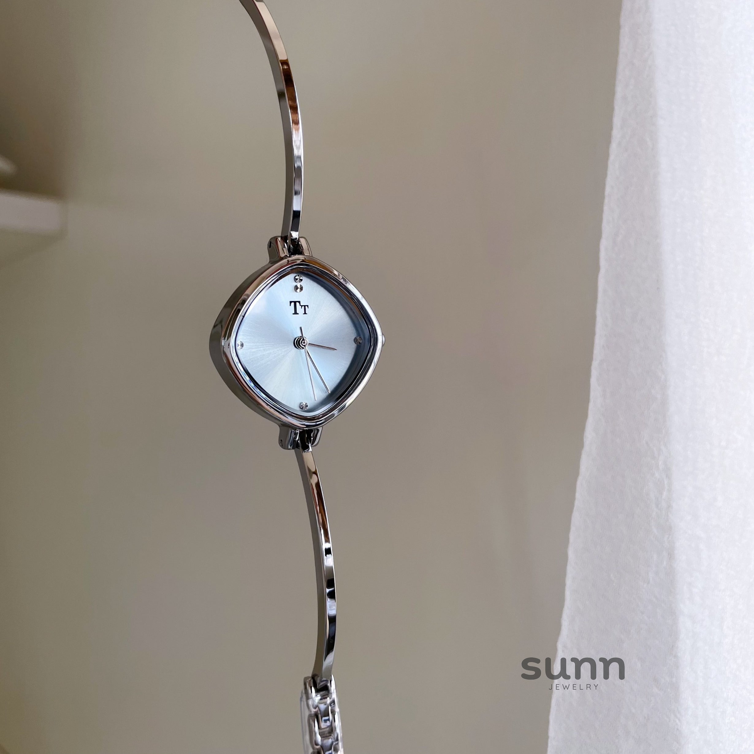 Anabel Petite Bracelet Watch [NOA9FQY9]