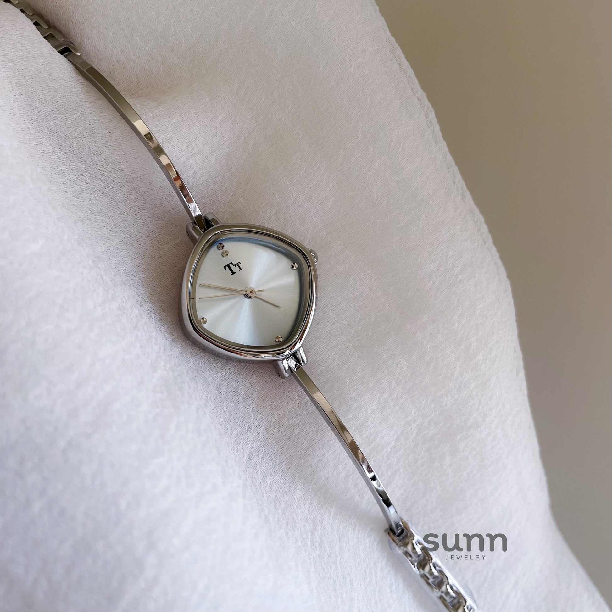 Anabel Petite Bracelet Watch [LFSKAO0D]