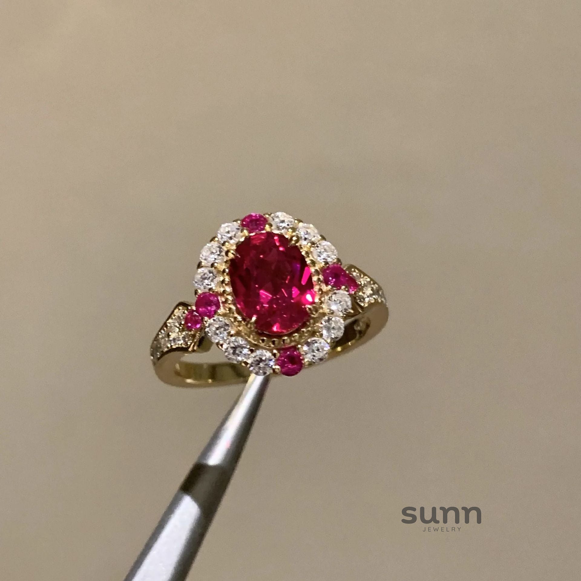 Anai Ruby Elegance Jewelry Set [97H2S8WA]