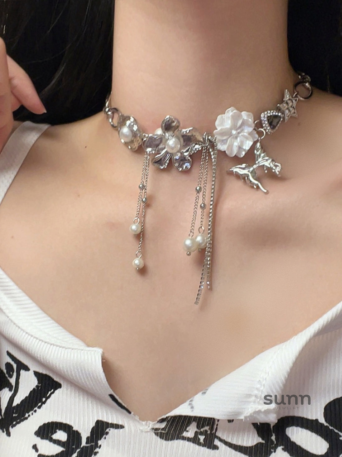 Anaiyah Pearl Butterfly Choker [UMQC5R74]