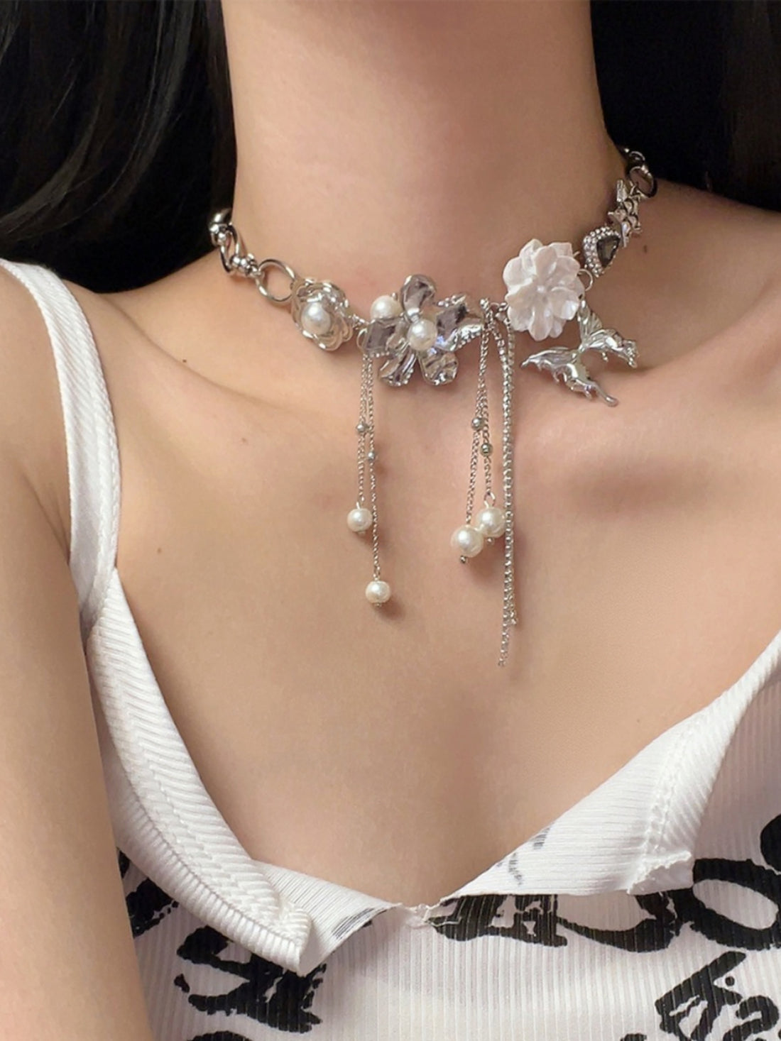 Anaiyah Pearl Butterfly Choker [UMQC5R74]