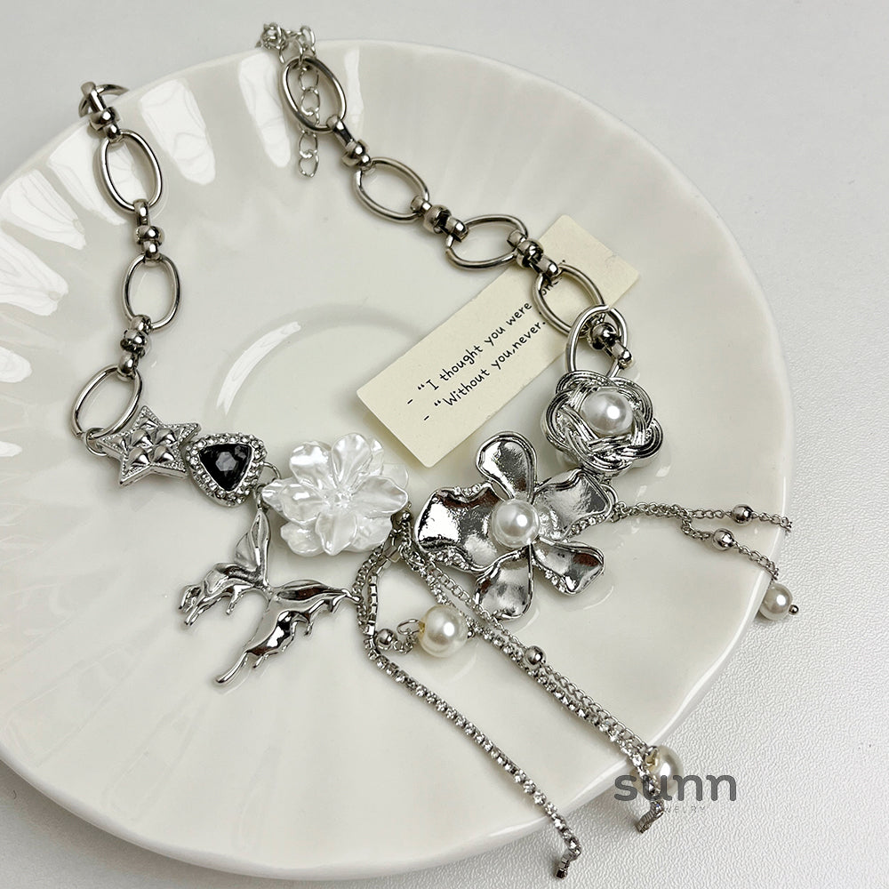 Anaiyah Pearl Butterfly Choker [YO13Y9LT]