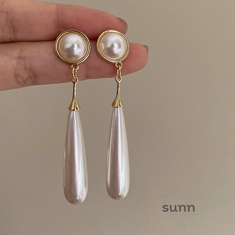 Analee Golden Pearl Drop Earrings [UFVHGVJ6]
