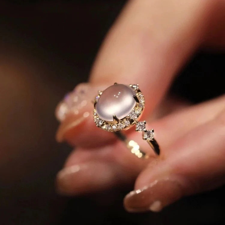 Analiz Gentle Chalcedony Ring