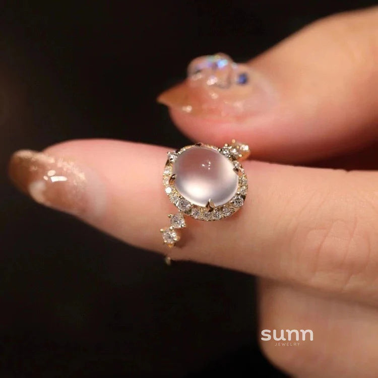 Analiz Gentle Chalcedony Ring