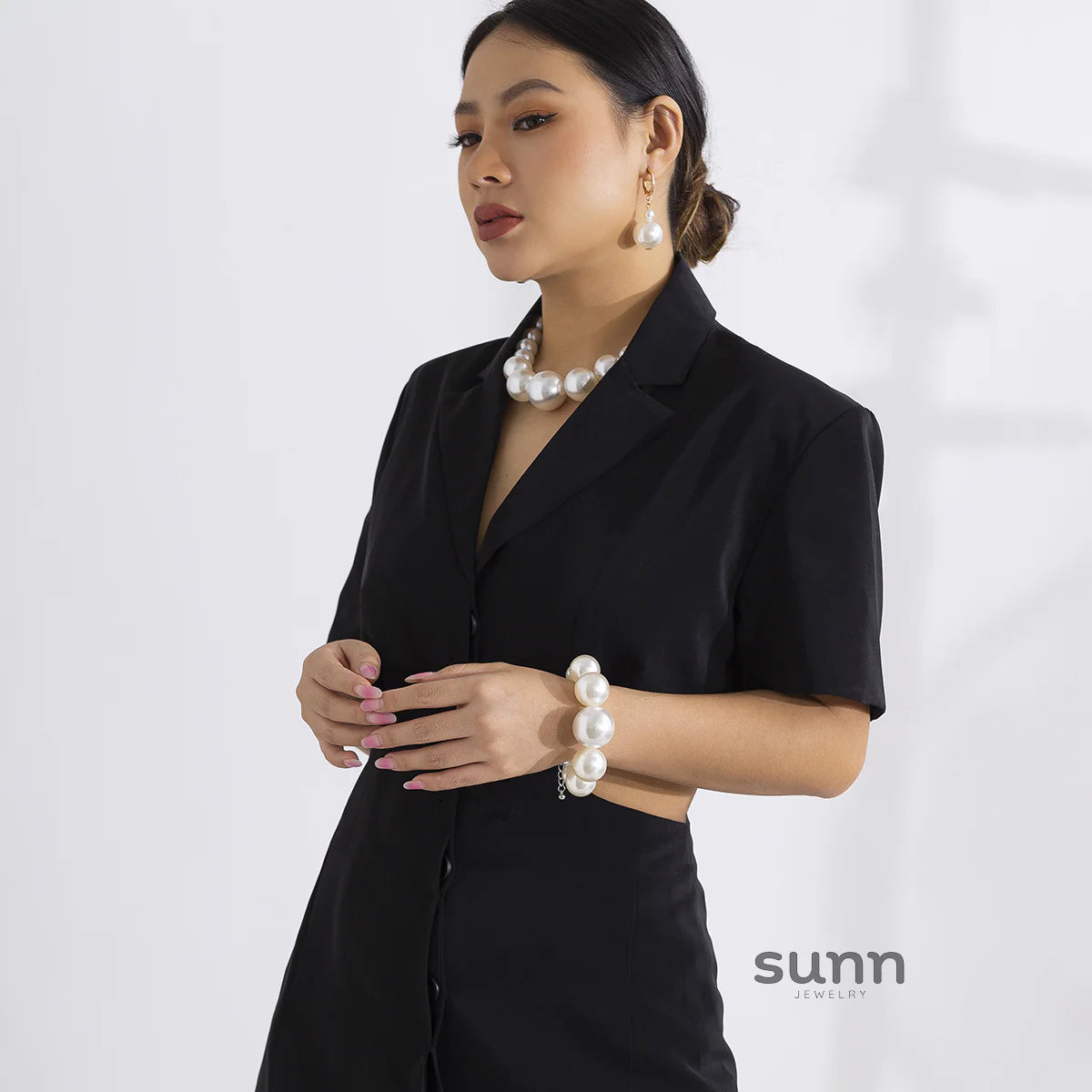 Anari Pearl Beaded Necklace