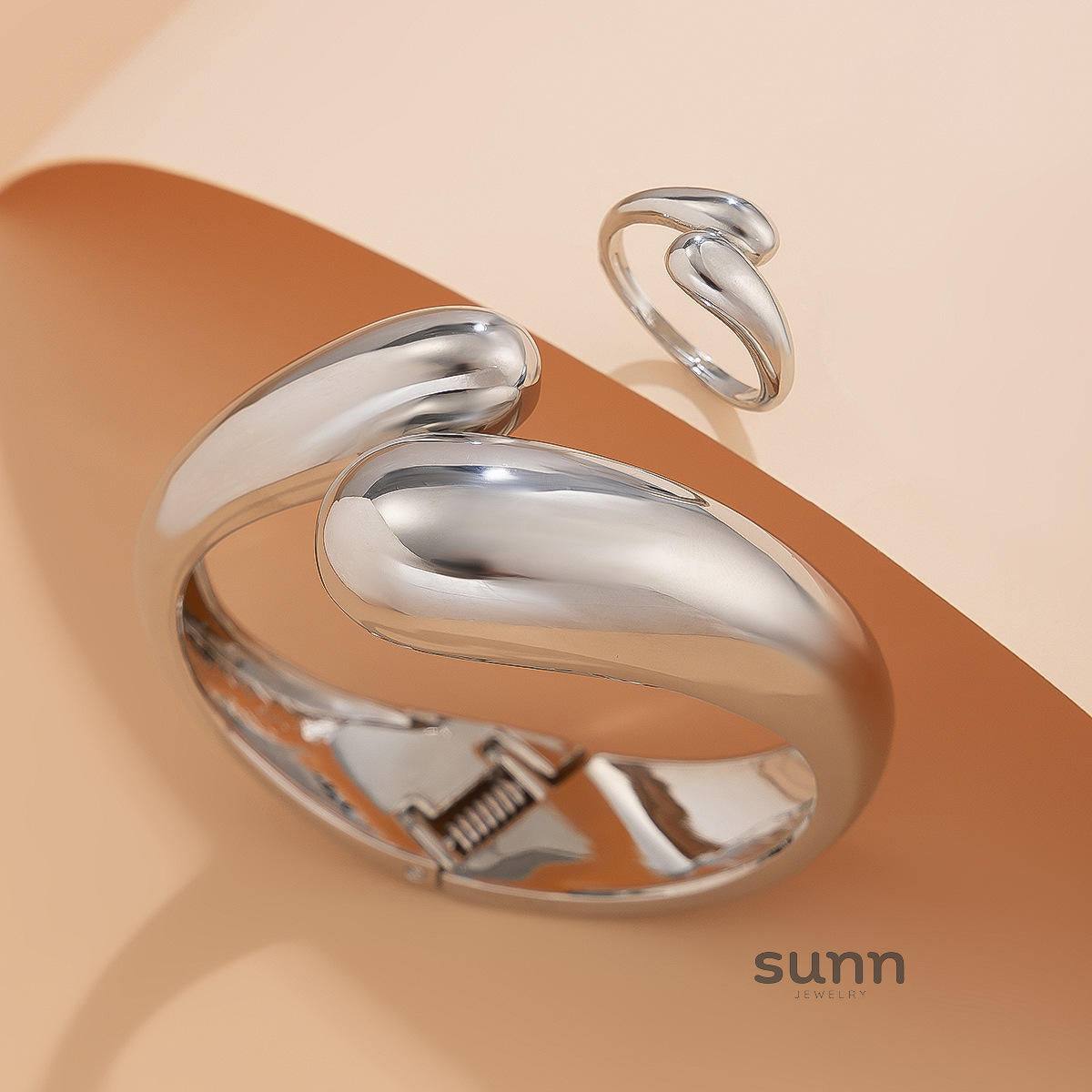 Anasofia Waterdrop Cuff Bracelet [976C7WR9]