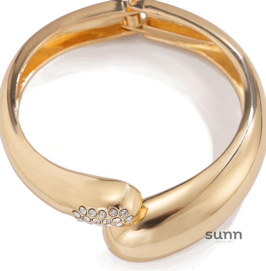 Anasofia Waterdrop Cuff Bracelet [H2LZZMMT]