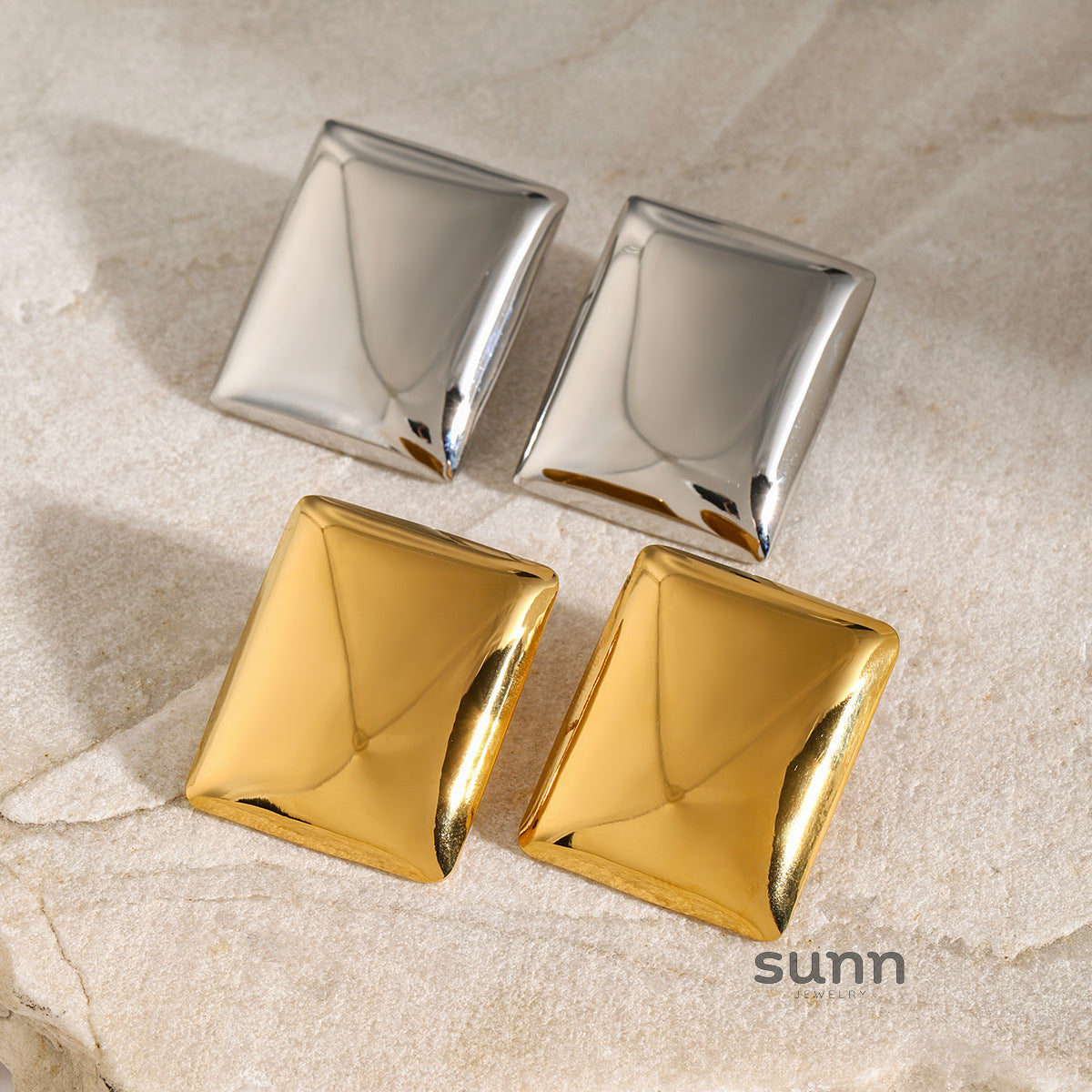 Anastazia Sleek Gold Earrings [5Z55AGU6]