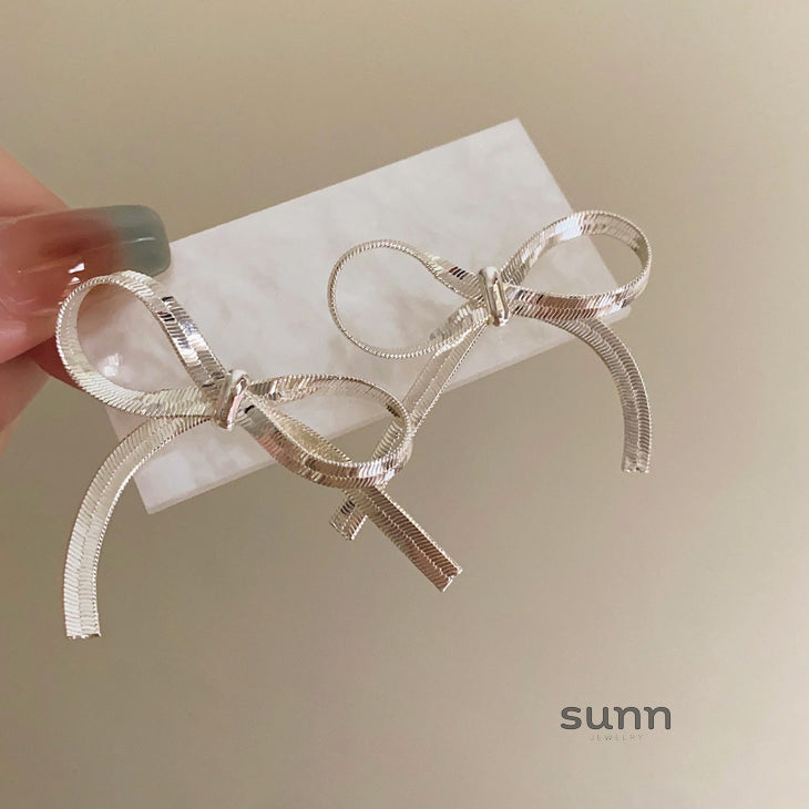 Anayla French Bow Dangle Earrings [4YNH7RBK]