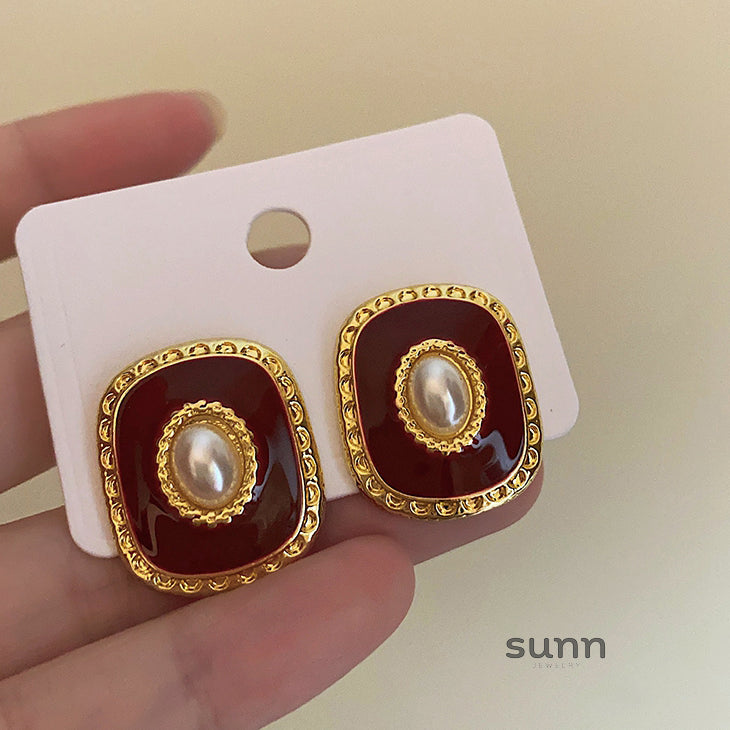 Andra Geometric Pearl Earrings [TRDT03M7]