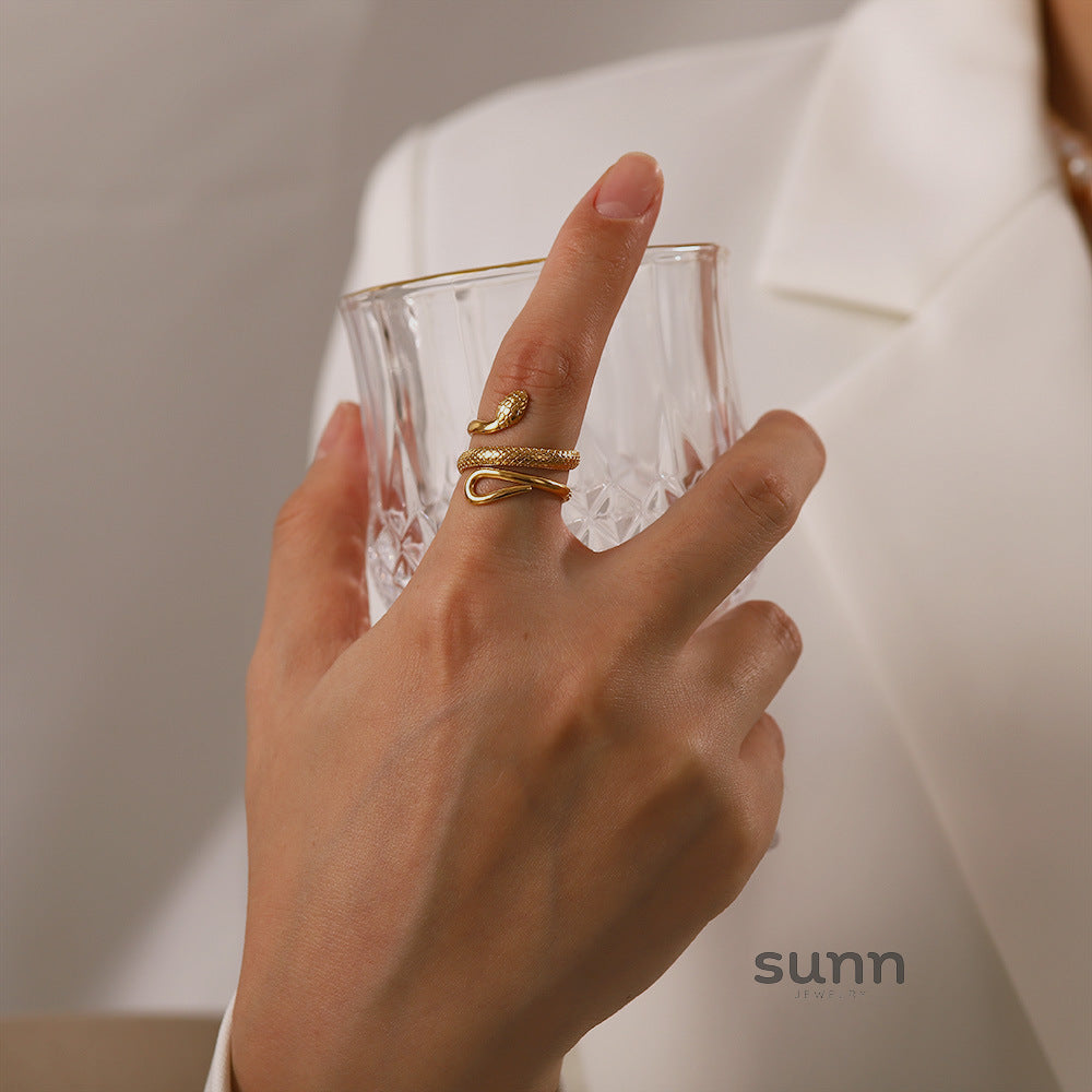 Andra Gold Serpent Adjustable Ring [85JVP9HX]
