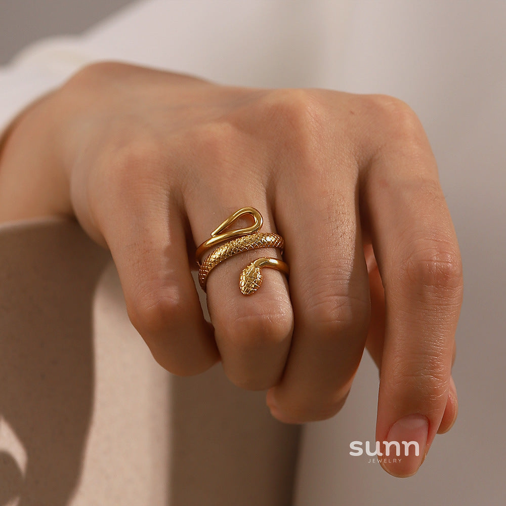 Andra Gold Serpent Adjustable Ring [H8EUE3CN]