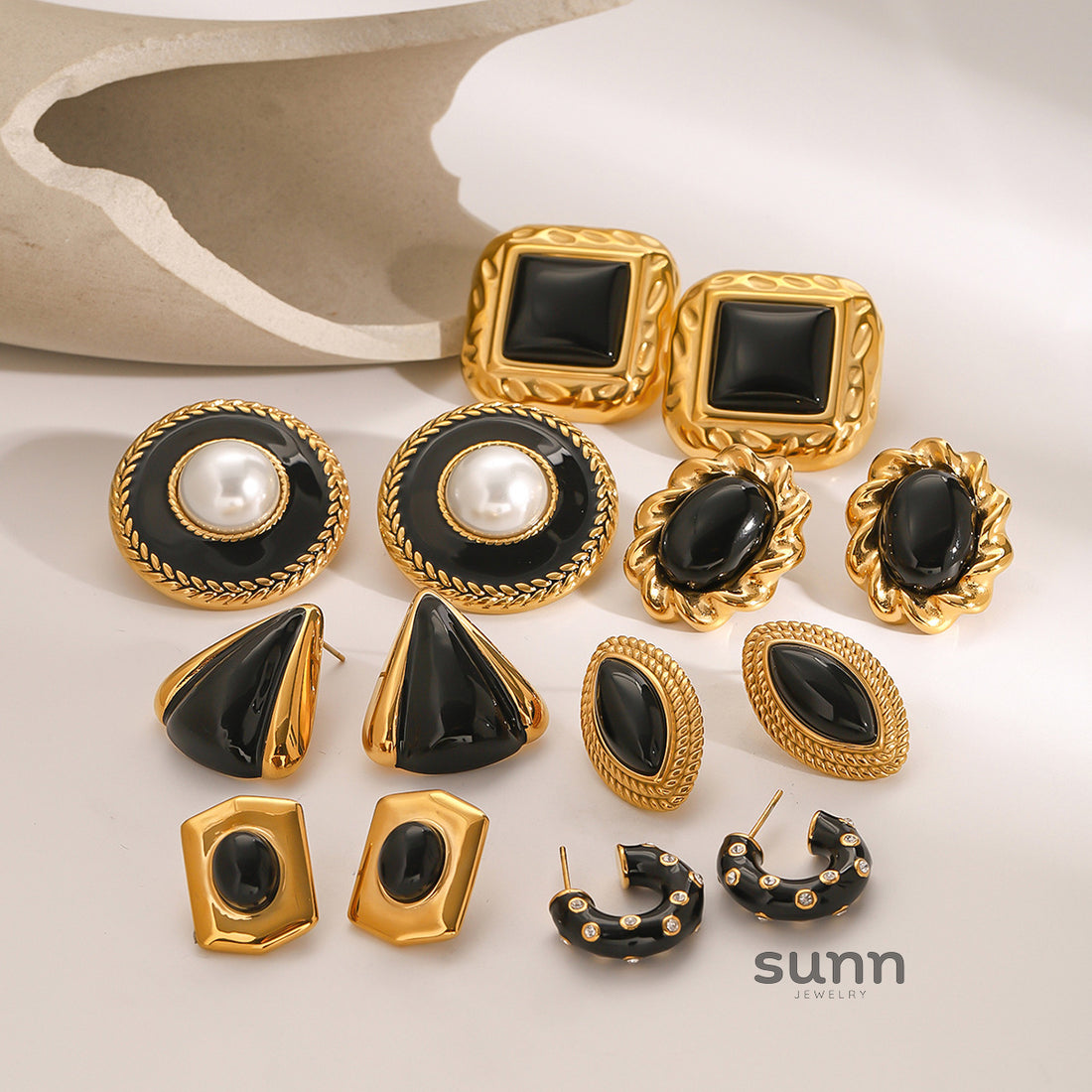 Andy Black Agate Earrings [WXK88Y5G]