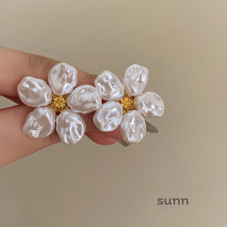 Andy Pearl Flower Earrings [JAOLCW3Y]
