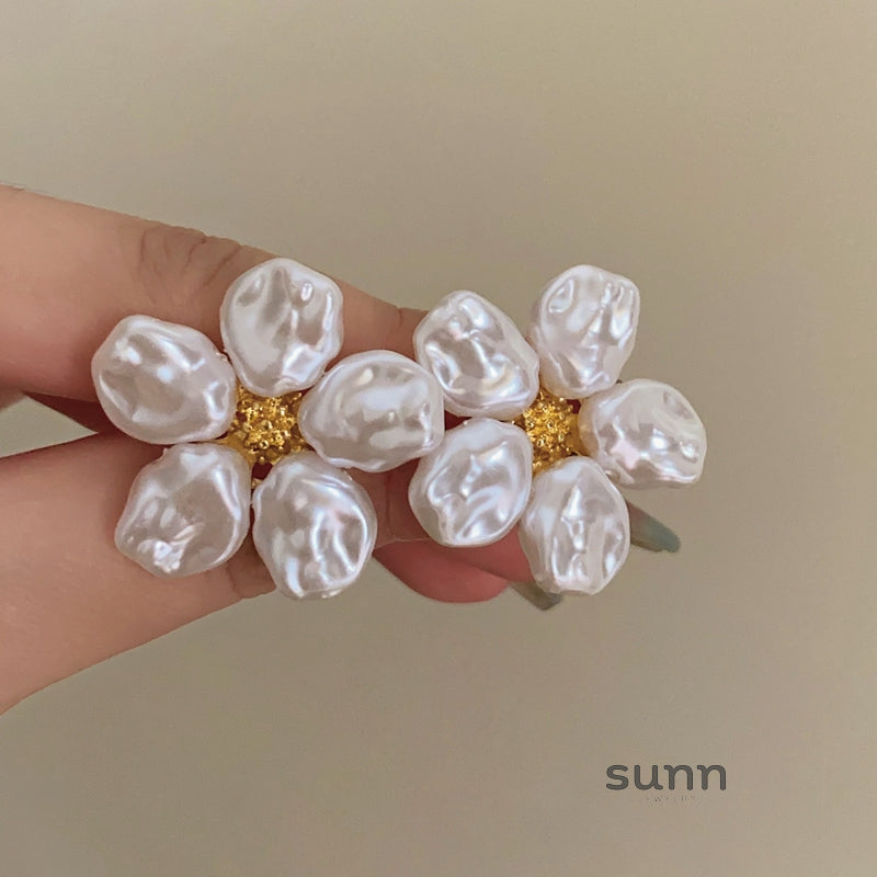 Andy Pearl Flower Earrings [OUKJTJ5T]
