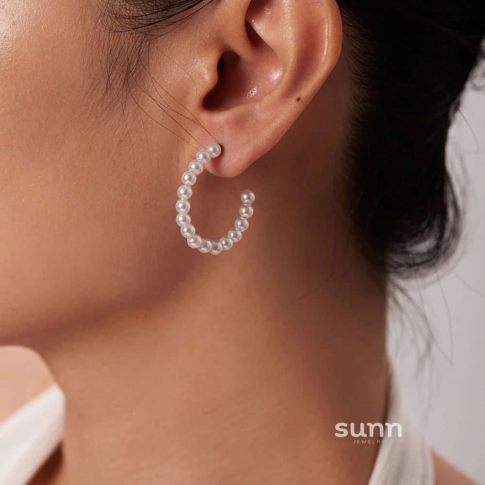 Anevay C-Shape Pearl Hoops