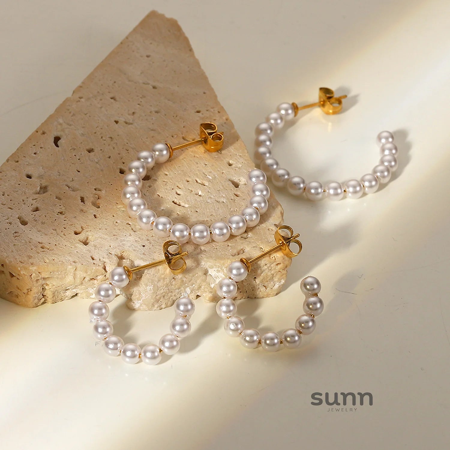 Anevay C-Shape Pearl Hoops