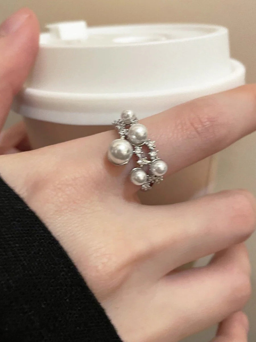 Anevay Sparkling Meteor Star Ring