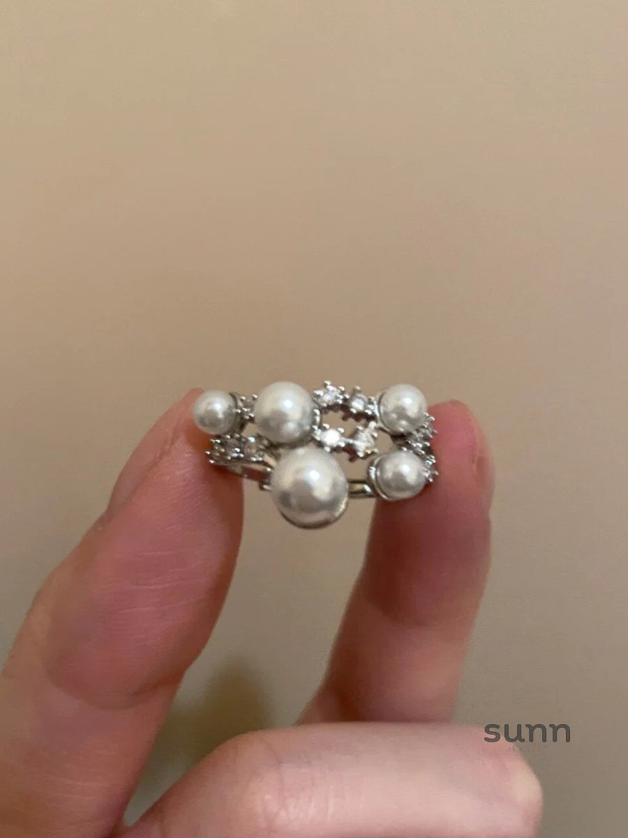 Anevay Sparkling Meteor Star Ring