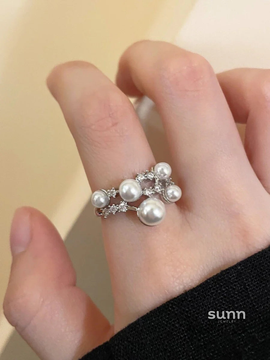 Anevay Sparkling Meteor Star Ring