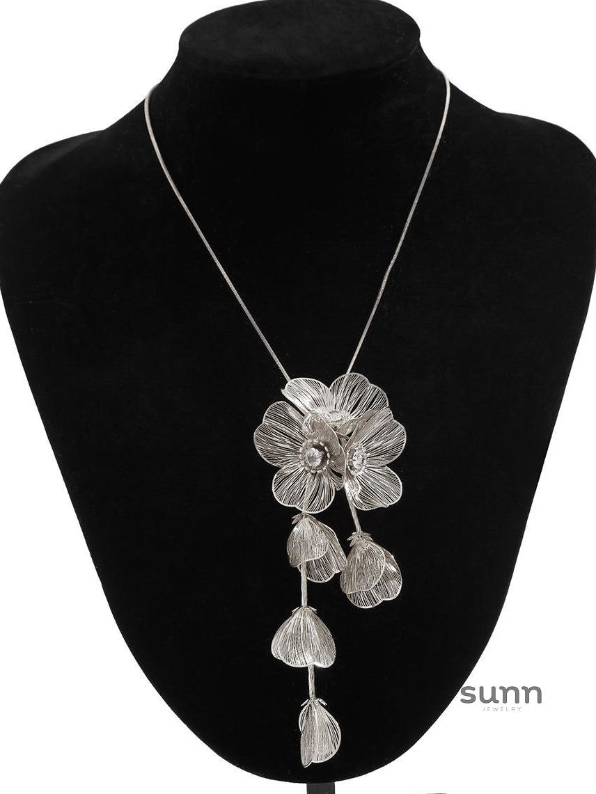 Angelica Ginkgo Blossom Necklace [8MZILNMA]